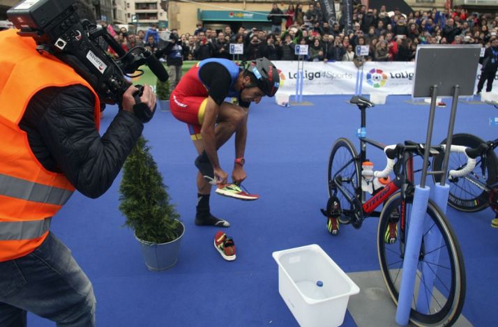 Un cámara de tv en la prueba. /SN