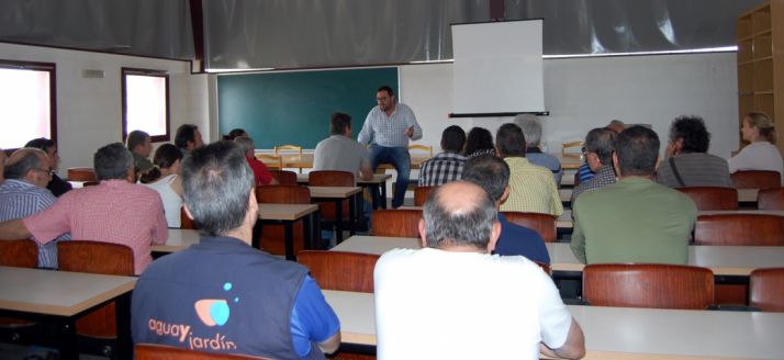 Jornada informativa sobre el servicio.