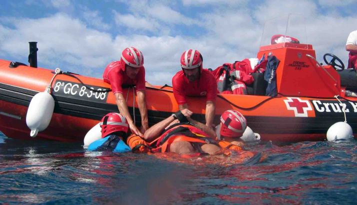 Un simulacro de salvamento de Cruz Roja./SM