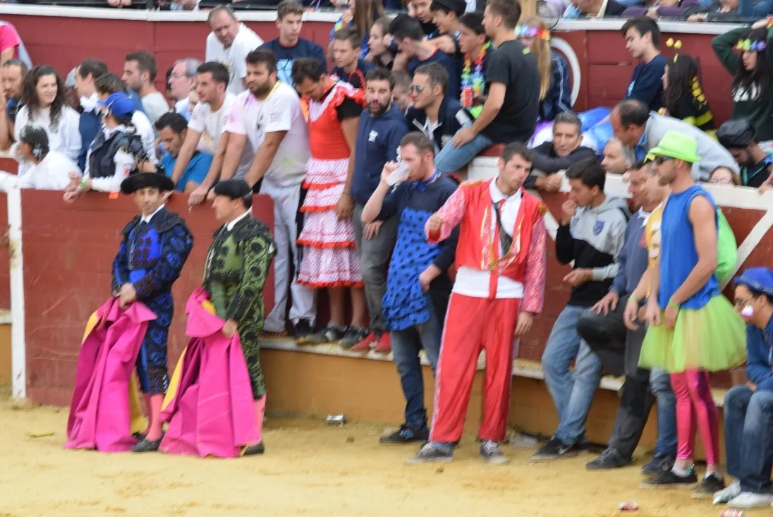Foto 10 - Alejandro Adame es el triunfador en el Viernes de Toros de la tarde
