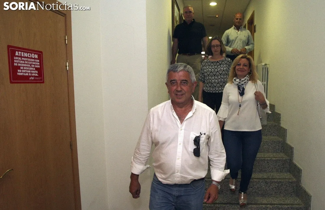 Elvira, Pérez, Torres, Soria y De Pablo tras comparecer ante los medios. /SN