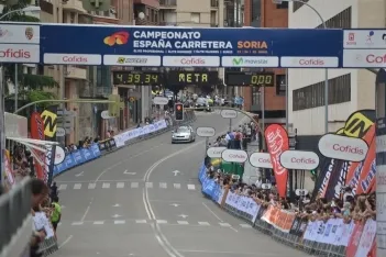 Foto 28 - Galer&iacute;a de fotos: Meta del Campeonato de Espa&ntilde;a de Ciclismo