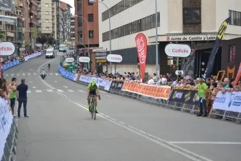Foto 12 - Galer&iacute;a de fotos: Meta del Campeonato de Espa&ntilde;a de Ciclismo