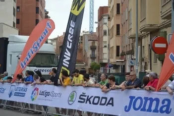 Foto 9 - Galer&iacute;a de fotos: Meta del Campeonato de Espa&ntilde;a de Ciclismo