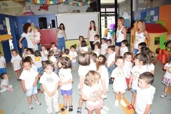Foto 16 - La Escuela Infantil de Camaretas celebra las fiestas de San Juan