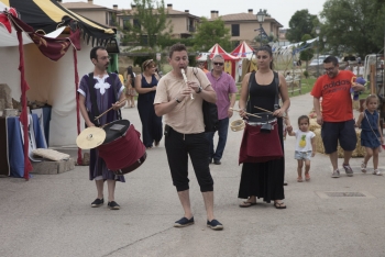 Foto 3 - Domingo de espectáculos y música en la Feria Medieval de Golmayo