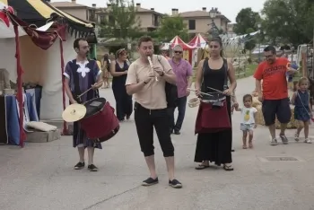 Foto 3 - Domingo de espect&aacute;culos y m&uacute;sica en la Feria Medieval de Golmayo