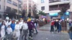 Foto 23 - La lluvia tambi&eacute;n ha querido estar en la fiesta