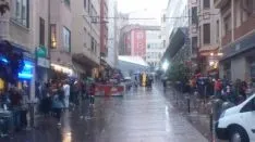 Foto 19 - La lluvia tambi&eacute;n ha querido estar en la fiesta