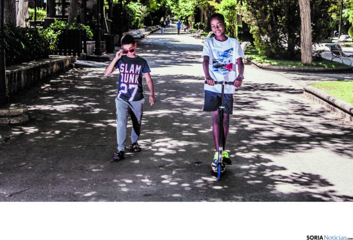 Dos niños saharauis en Soria./SN