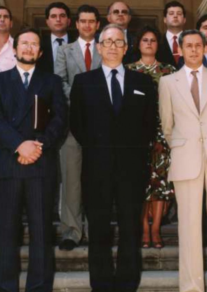 Virgilio Velasco, en el centro.