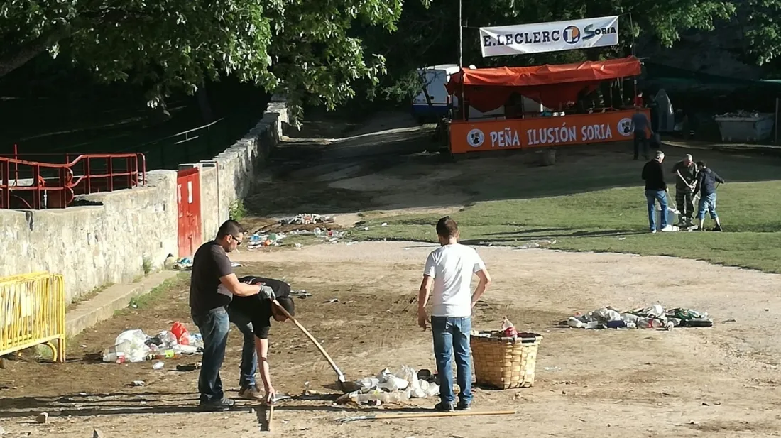 Tareas de recogida en Valonsadero. SN