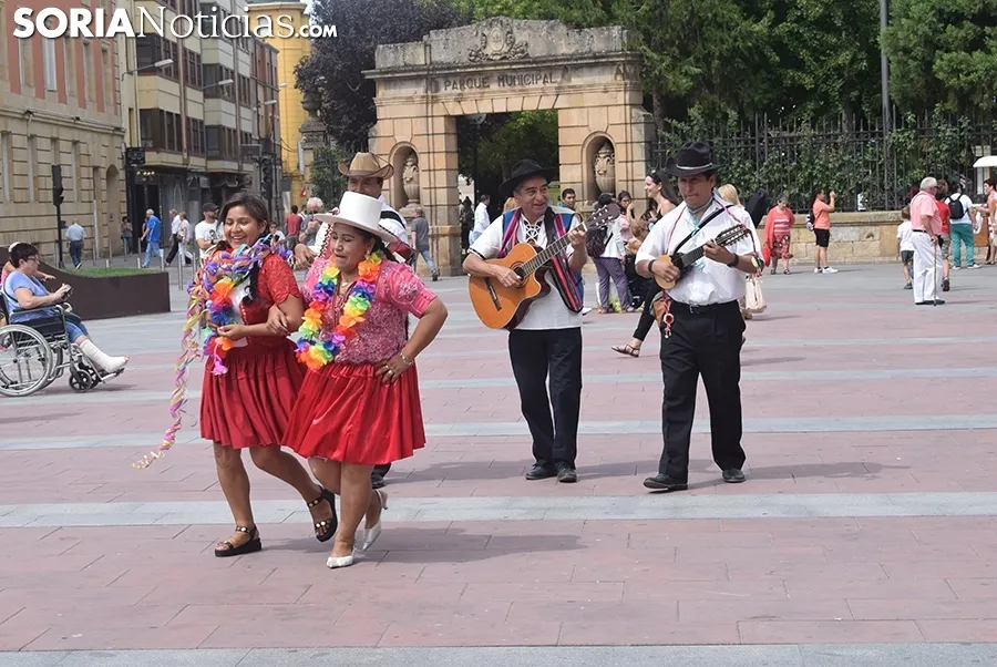 Foto 2 - Soria celebra con la comunidad boliviana su fiesta del Tata Santiago de Bombori
