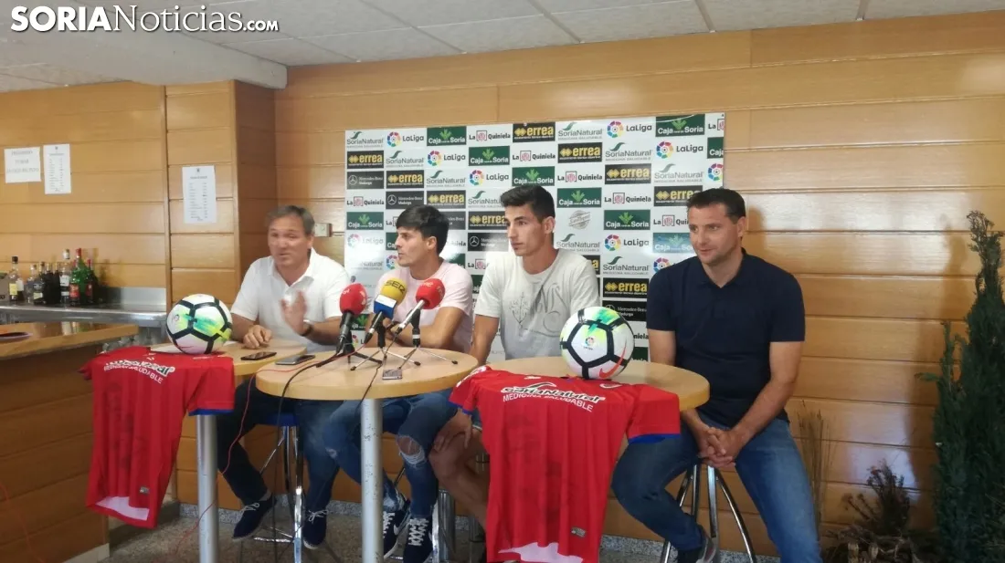 Foto 2 - Palacios reconoce que falta un central y que la salida de Galarreta puede ser en breve