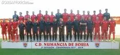 El equipo este viernes en su presentación. /SN