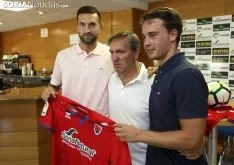 Presentación de los dos jugadores./SN