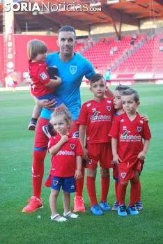 Foto 57 - Un Numancia &ldquo;reinventado&rdquo; se presenta ante la afici&oacute;n