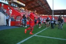 Foto 40 - Un Numancia &ldquo;reinventado&rdquo; se presenta ante la afici&oacute;n