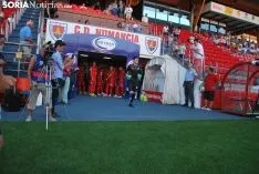 Foto 39 - Un Numancia &ldquo;reinventado&rdquo; se presenta ante la afici&oacute;n