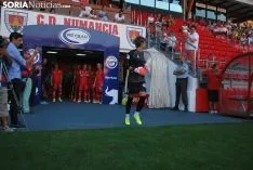 Foto 35 - Un Numancia &ldquo;reinventado&rdquo; se presenta ante la afici&oacute;n
