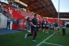 Foto 20 - Un Numancia &ldquo;reinventado&rdquo; se presenta ante la afici&oacute;n