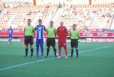 Foto 14 - Un Numancia &ldquo;reinventado&rdquo; se presenta ante la afici&oacute;n