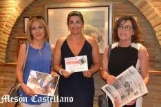 María Jesús Ciria y Asun Caslán, junto a Susana Jiménez. /SN