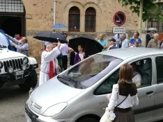 Imágenes de la bendición de vehículos/SN