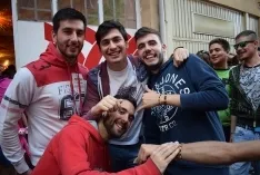 Foto 229 - Galer&iacute;a de fotos: Cientos de sorianos y visitantes subastan carne en un S&aacute;bado Ag&eacute;s muy participativo