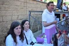 Foto 214 - Galer&iacute;a de fotos: Cientos de sorianos y visitantes subastan carne en un S&aacute;bado Ag&eacute;s muy participativo