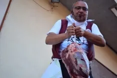 Foto 188 - Galer&iacute;a de fotos: Cientos de sorianos y visitantes subastan carne en un S&aacute;bado Ag&eacute;s muy participativo