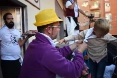 Foto 198 - Galer&iacute;a de fotos: Cientos de sorianos y visitantes subastan carne en un S&aacute;bado Ag&eacute;s muy participativo