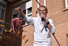 Foto 183 - Galer&iacute;a de fotos: Cientos de sorianos y visitantes subastan carne en un S&aacute;bado Ag&eacute;s muy participativo