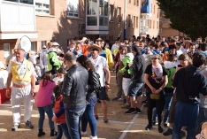 Foto 182 - Galer&iacute;a de fotos: Cientos de sorianos y visitantes subastan carne en un S&aacute;bado Ag&eacute;s muy participativo