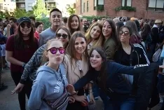 Foto 144 - Galer&iacute;a de fotos: Cientos de sorianos y visitantes subastan carne en un S&aacute;bado Ag&eacute;s muy participativo