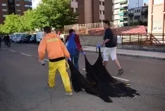 Foto 154 - Galer&iacute;a de fotos: Cientos de sorianos y visitantes subastan carne en un S&aacute;bado Ag&eacute;s muy participativo