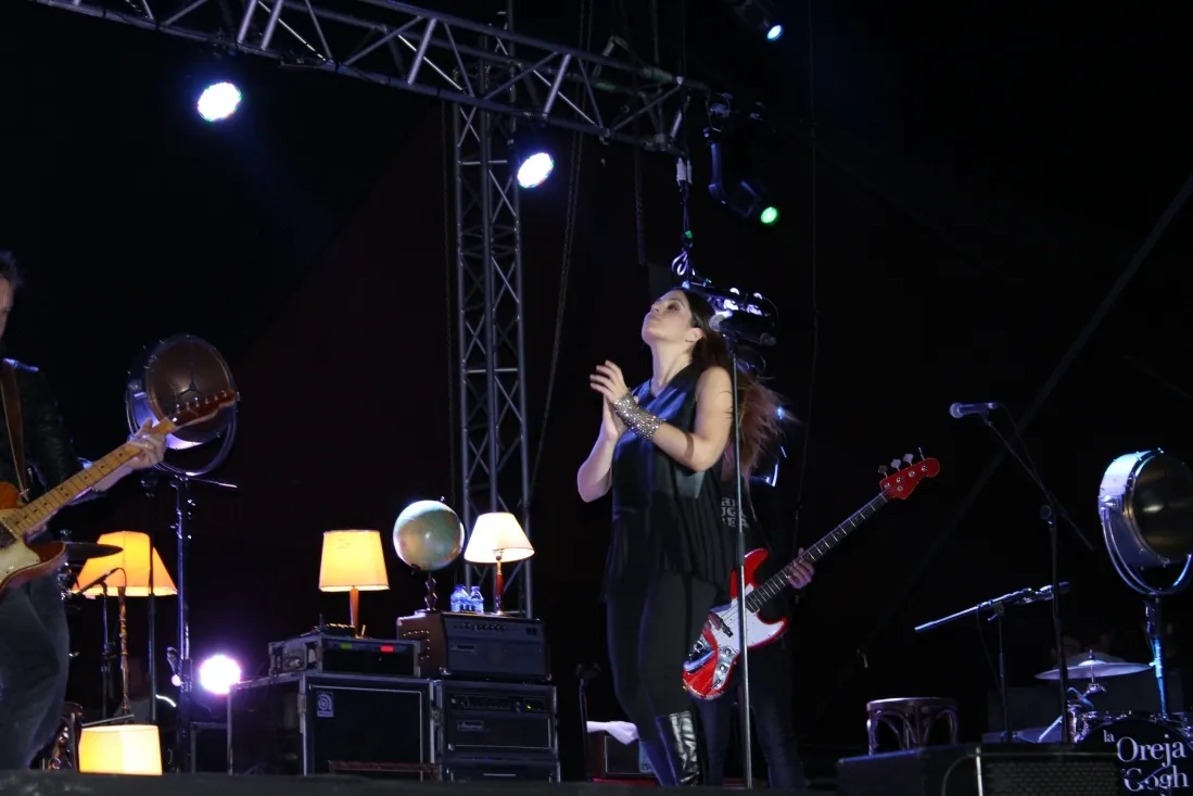 Foto 8 - La Oreja de Van Gogh encandila a Almaz&aacute;n