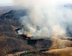 Otra imagen aérea del incendio./BRIF