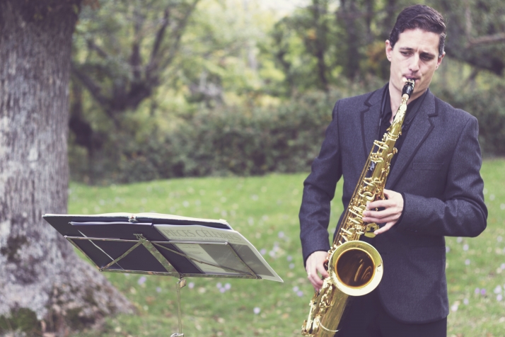 Música celtíbera en Renieblas y  Buitrago co el saxo de Norberto Francisco