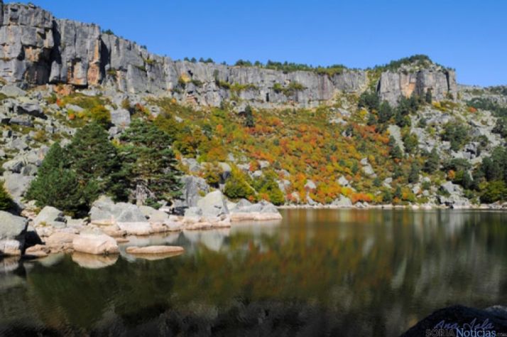 La Travesía a Nado de la Laguna Negra de Urbión cumple 62 ediciones este domingo