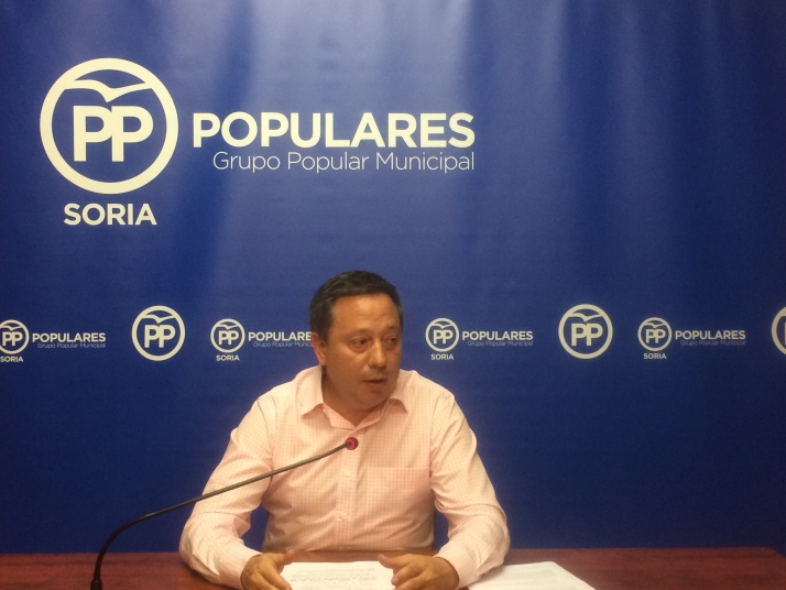 Sainz: 'Si Mínguez cree que las travesías son de fomento, el Ayuntamiento no debería recaudar impuestos en ellas'