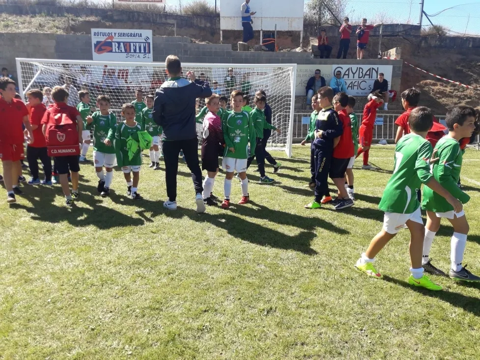 Foto 2 - El San Jos&eacute; gana la Pinares Cup