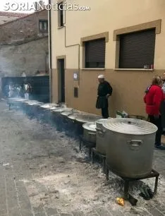 Una imagen de la alubiada este lunes de fiestas./SN