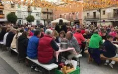 Una imagen de la alubiada este lunes de fiestas./SN