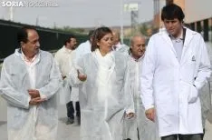 Imagen de la visita de Milagros Marcos a Nufri, este lunes./SN