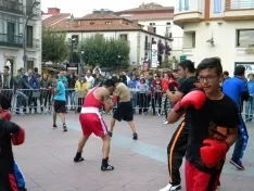 Foto 5 - Mariano Granados acoge una exhibici&oacute;n de boxeo y kick boxing
