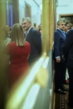 Foto 5 - El retrato de Posada ya se exhibe en el Congreso