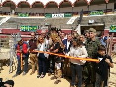 Foto 6 - La IX feria ganadera de Soria abre sus puertas