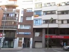 La bandera nacional en varios balcones sorianos. SN