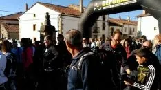 Foto 3 -  La VIII edici&oacute;n de 'Ven con Fadess al Valle' congrega a multitud de personas en Valdeavellano de Tera
